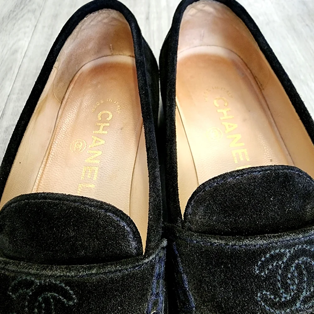 Chanel suede loafers - Picture 4 of 6